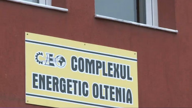 CEO| Angajații cu afecțiuni medicale, supravegheați! Ambulanțele, în cariere