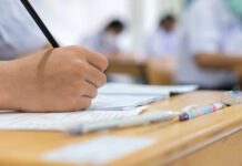 A intrat la liceu cu media 1.00!