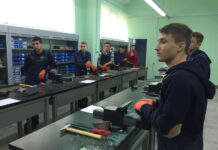 A fost prelungită perioada de înscriere în învăţământul profesional şi dual