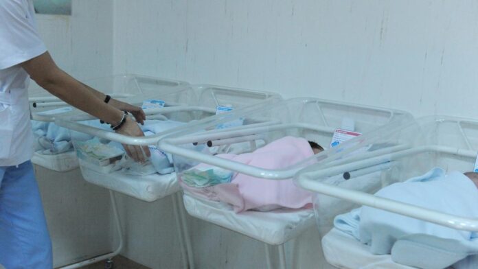 Natalitatea, trend ascendent în Gorj