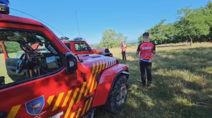 Gorj: Persoană căutată cu câini și drone