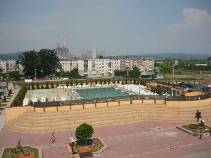 S-a amânat deschiderea ștrandului de la Rovinari!