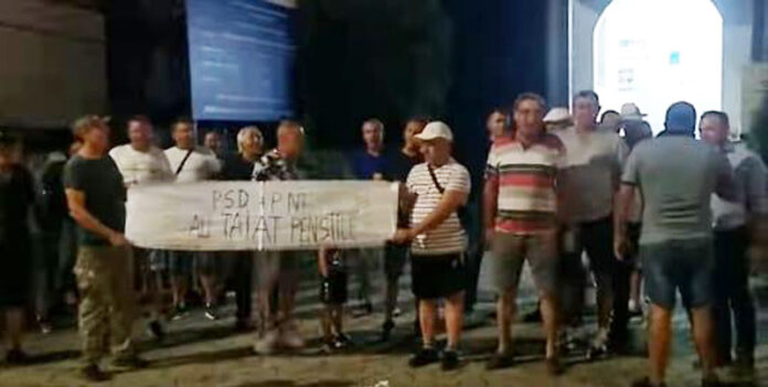 9ff60afe-2ed9-4809-9f39-2207b7e90351