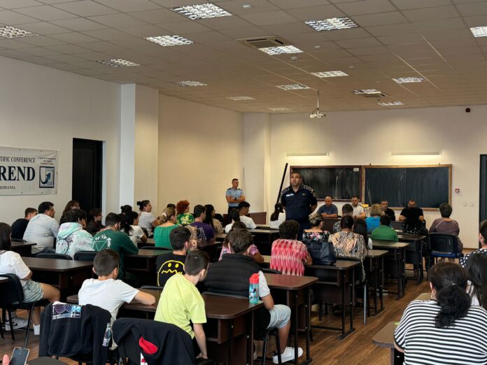 Poliția Gorj: Activitate preventiv-educativă pentru tinerii din sistemul de protecție socială