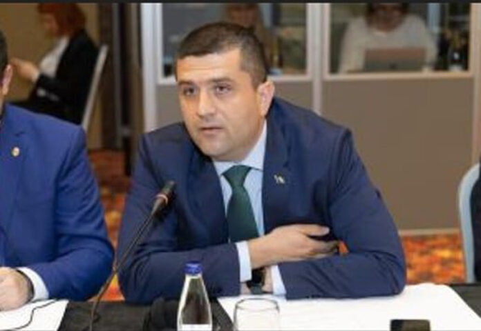 Gorjul riscă să rămână și fără fondurile pentru exploatarea grafitului de la Baia de Fier! Parlamentarul Radu Miruță, reacție vehementă