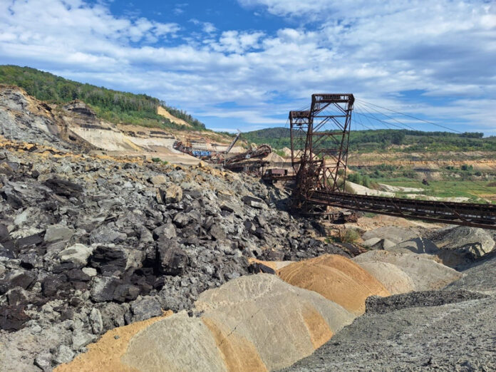 Cum descriu minerii dezastrul de la Pinoasa, minut cu minut! ,,Semnele alunecării au fost din ziua precedentă, dar nu mai aveau ce face, au așteptat să se prăbușească!”