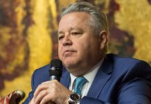 Fostul șef al ANRE, trimis în judecată. Foloase necuvenite