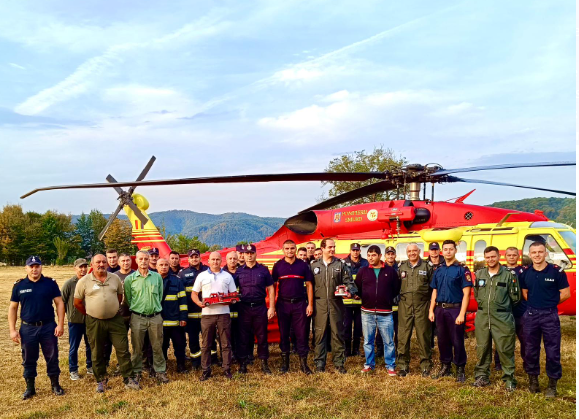 ZECE zile de luptă cu flăcările la Piatra Cloșanilor! Incendiul a fost stins