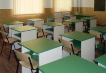 Mobilier nou pentru școlile din Roșia de Amaradia