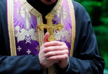 Acuzații de viol aduse unui fost preot! Anchetă penală cu încetinitorul!