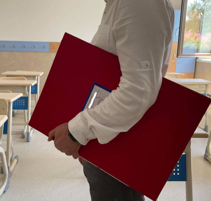 Profesor din Târgu Jiu, condamnat la închisoare cu executare după ce a întreținut relații sexuale cu o elevă