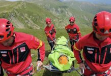 Persoană lovită de fulger. Intervenții Salvamont în mai multe cazuri