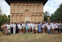 Elevii olimpici din județele Olteniei participă la Tabăra de excelență de la Craiova