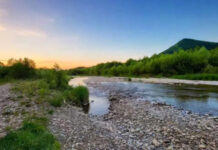 Zone aflate între secetă și inundații