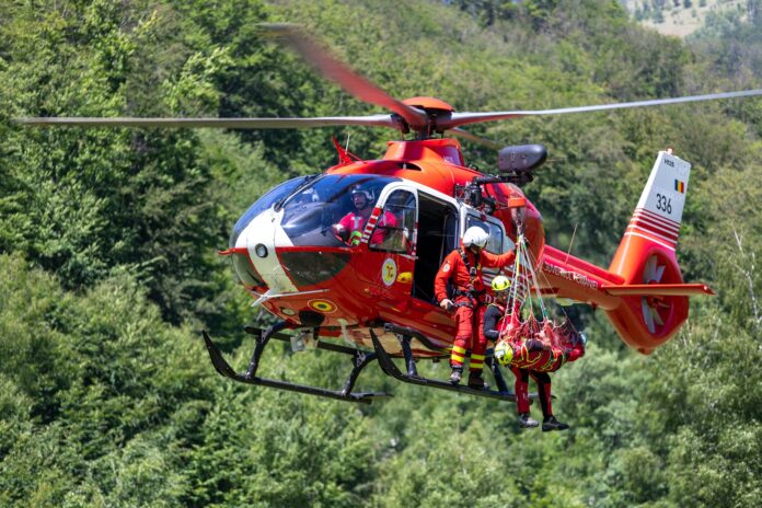 Salvați de pe munte