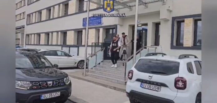 Târgu Jiu: Arestat după ce a furat geanta unei vârstnice