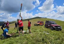 FOTO| Salvamont și voluntarii refac traseele turistice. Acțiuni ample