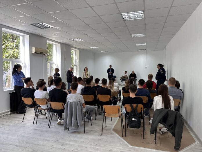 activitate detinuti1