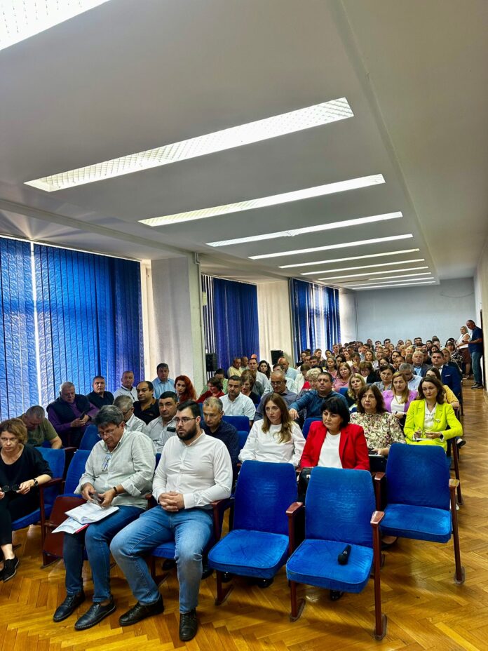 dab72769-4b8f-40d8-a500-a486687df461