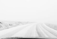 Transalpina, zăpadă de 5 cm! AVERTIZARE Salvamont Gorj!
