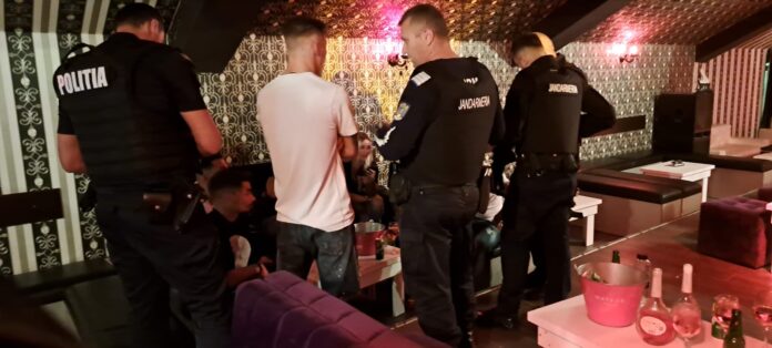 Razii ale polițiștilor la Târgu Jiu și Țicleni