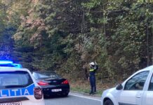 Foto/Video: Trei persoane, rănite într-un accident pe Defileul Jiului