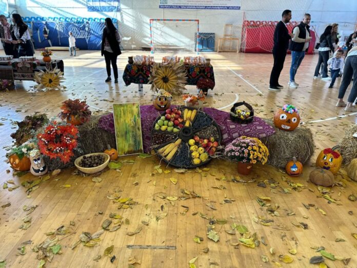 Carnavalul toamnei la o grădiniță din Târgu Jiu