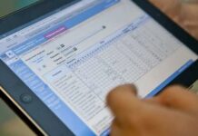 Câte școli din Gorj folosesc catalogul electronic