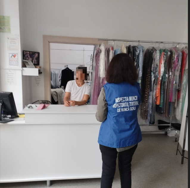 Gorj: Saloanele de înfrumusețare și curățătoriile, verificate de inspectorii de muncă. Amenzi