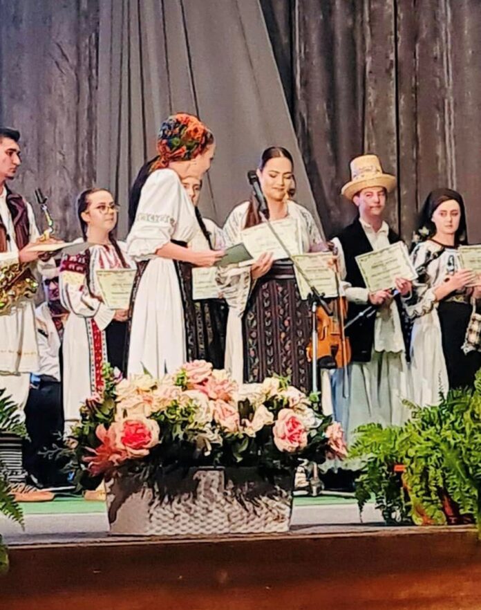 Premii pentru două cursante ale ȘPA Târgu Jiu