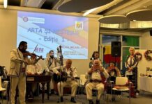 Sute de români, prezenți la activitățile derulate la Bruxelles de artiștii gorjeni