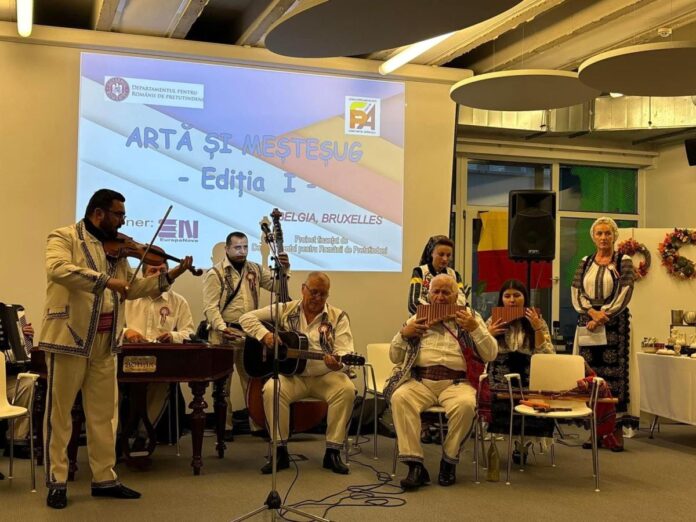 Sute de români, prezenți la activitățile derulate la Bruxelles de artiștii gorjeni