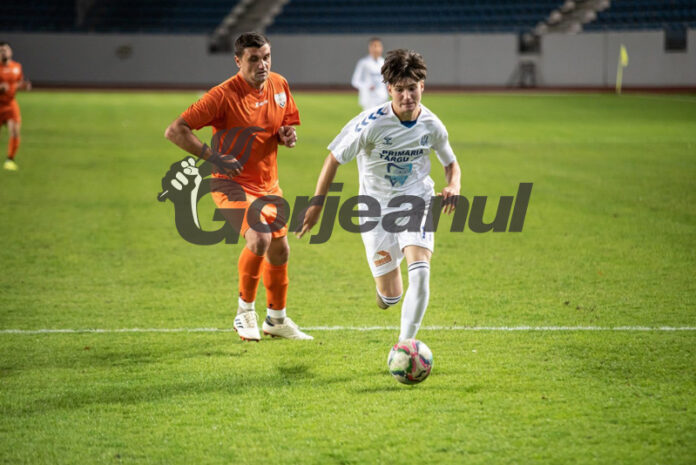 15 goluri la Târgu Jiu. CSM, singura fără eșec în L4