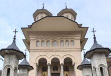 Preoți și credincioși gorjeni, pelerini în Maramureș