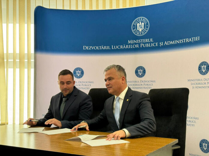 Noul primar din Plopșoru a semnat primul său contract pentru o investiție în comună