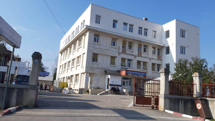 Spitalul din Cărbunești caută director medical